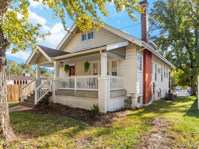 406 Lebanon Avenue, Belleville, IL 62220