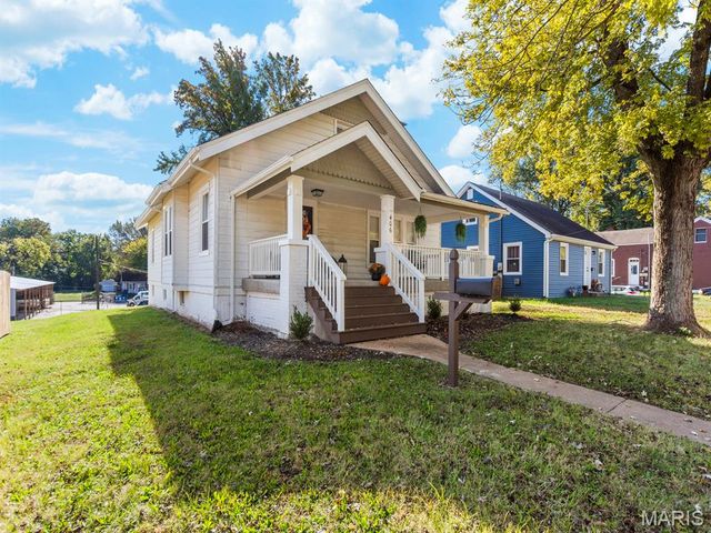 406 Lebanon Avenue, Belleville, IL 62220