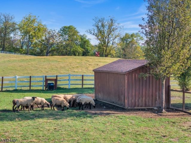 37 Pequest Rd, Green Twp., NJ 07821