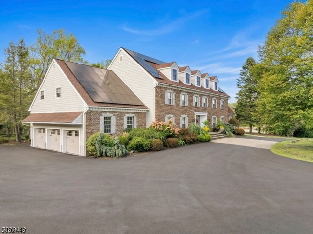 37 Pequest Rd, Green Twp., NJ 07821