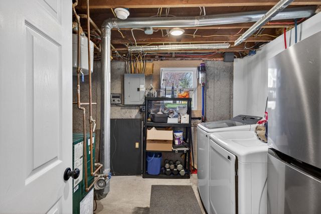 3 Pinewood Drive, Merrimack, NH 03054