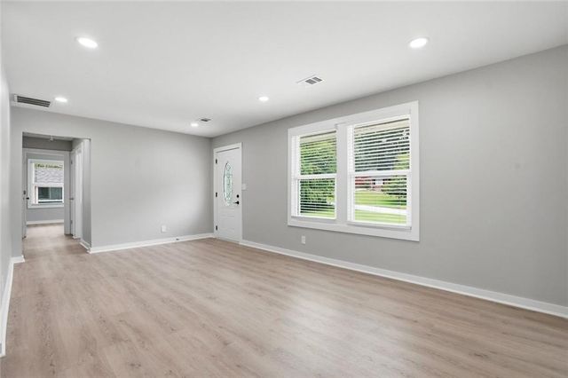 3177 Woodlynne Way, Doraville, GA 30340