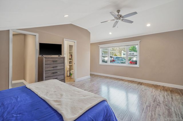 5 Whinstone Street, Coram, NY 11727