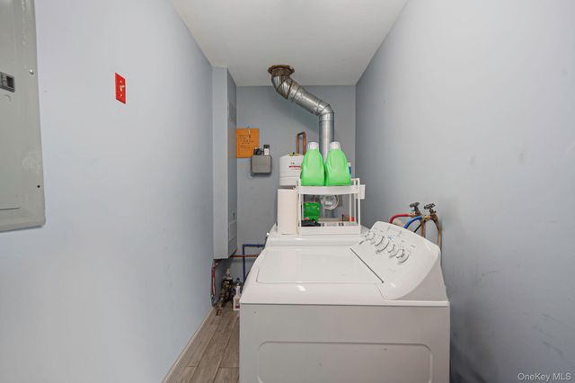 5 Whinstone Street, Coram, NY 11727