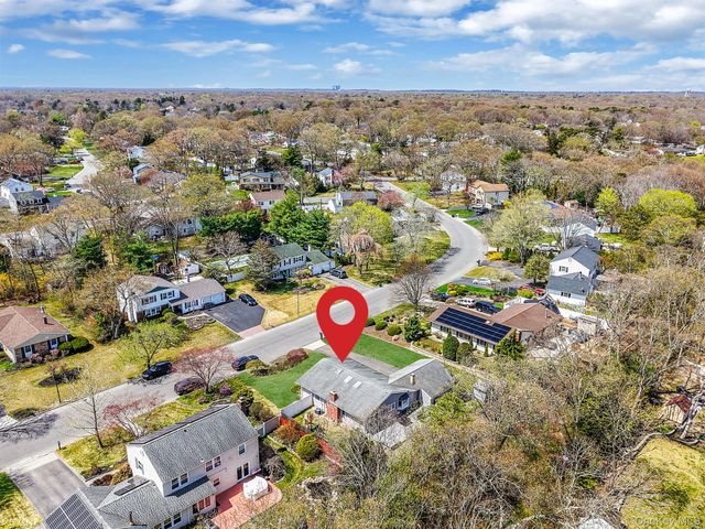 5 Whinstone Street, Coram, NY 11727