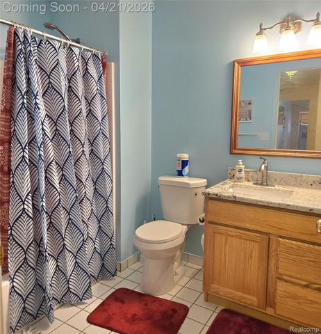 32134 Leona Street, Garden City, MI 48135