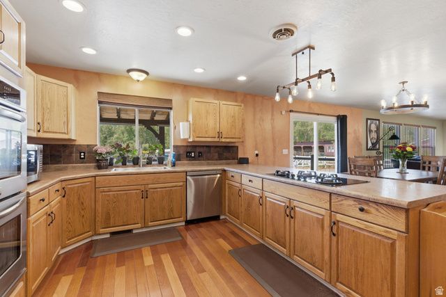 3279 N RIVER DR, Eden, UT 84310
