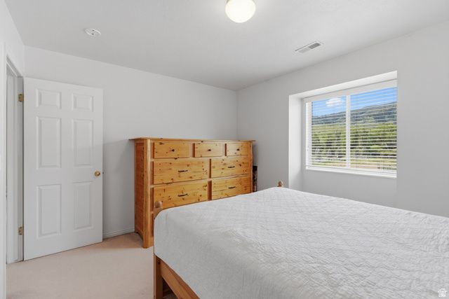 3279 N RIVER DR, Eden, UT 84310