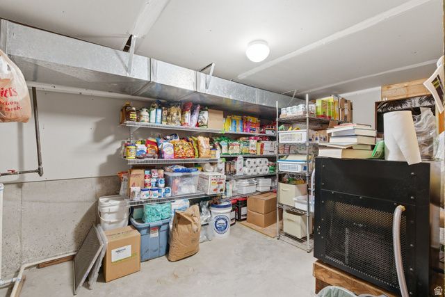 3279 N RIVER DR, Eden, UT 84310