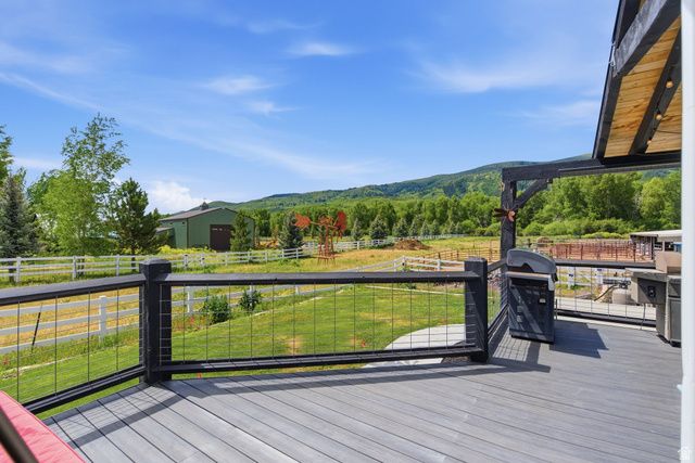 3279 N RIVER DR, Eden, UT 84310