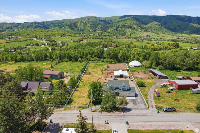 3279 N RIVER DR, Eden, UT 84310