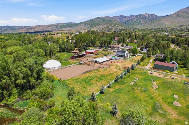 3279 N RIVER DR, Eden, UT 84310