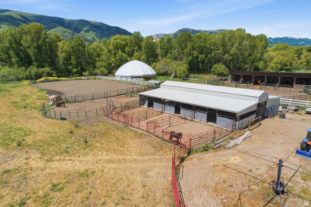 3279 N RIVER DR, Eden, UT 84310