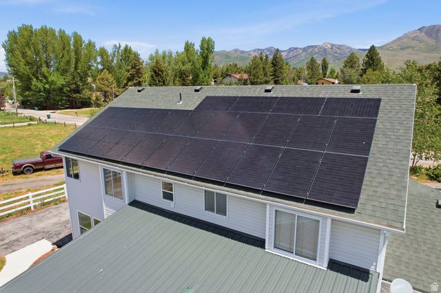 3279 N RIVER DR, Eden, UT 84310
