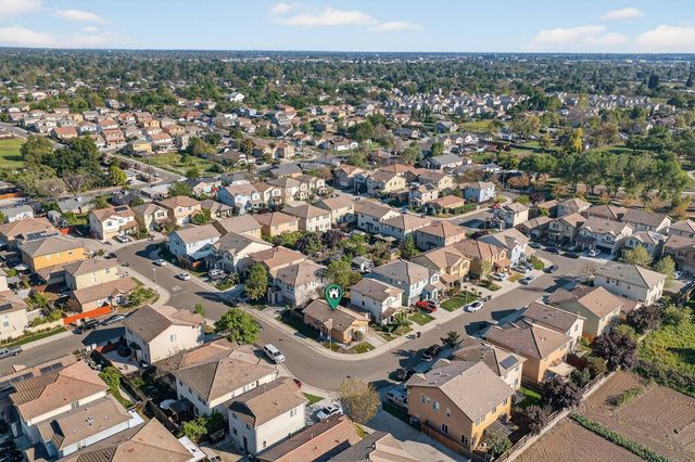 3540 Mamie Jennings Way, Sacramento, CA 95838