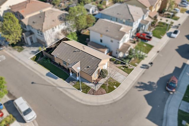 3540 Mamie Jennings Way, Sacramento, CA 95838