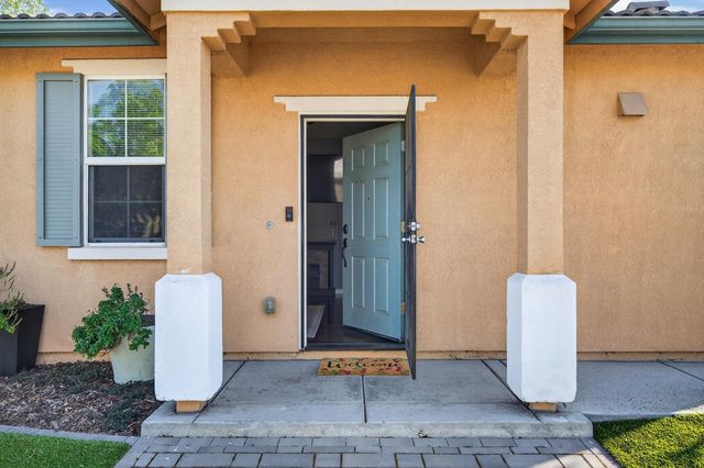 3540 Mamie Jennings Way, Sacramento, CA 95838