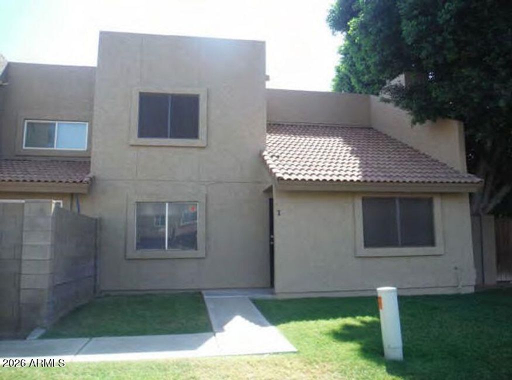 222 W BROWN Road 1, Mesa, AZ 85201