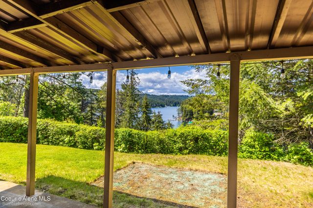 7485 E REVILO POINT RD, Hayden, ID 83835
