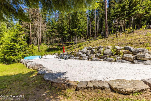 7485 E REVILO POINT RD, Hayden, ID 83835