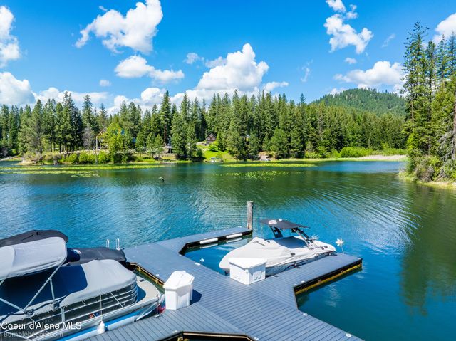 7485 E REVILO POINT RD, Hayden, ID 83835