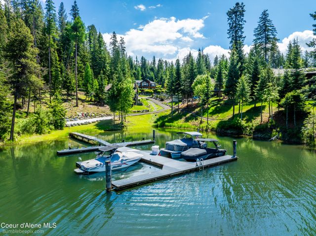 7485 E REVILO POINT RD, Hayden, ID 83835
