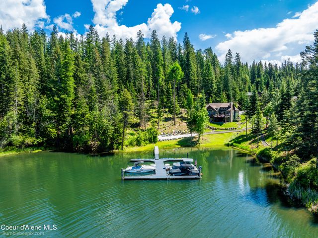 7485 E REVILO POINT RD, Hayden, ID 83835