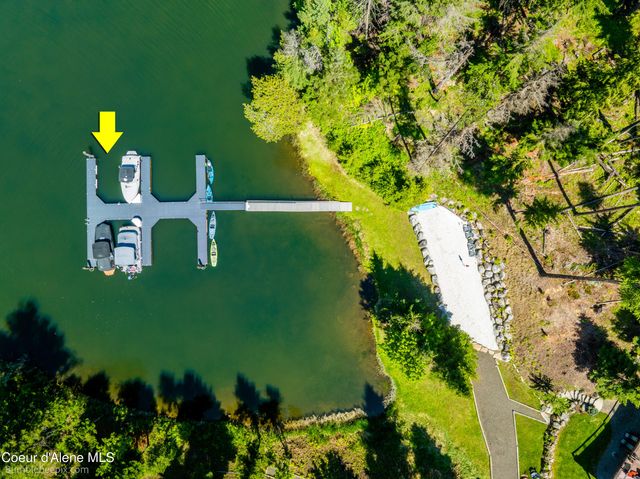 7485 E REVILO POINT RD, Hayden, ID 83835