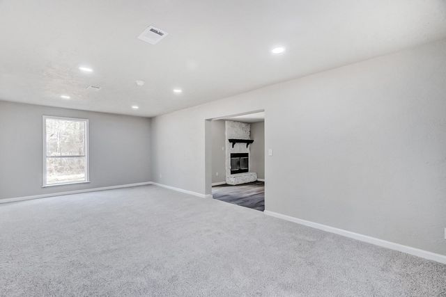 3298 Colonial Drive, Kountze, TX 77625