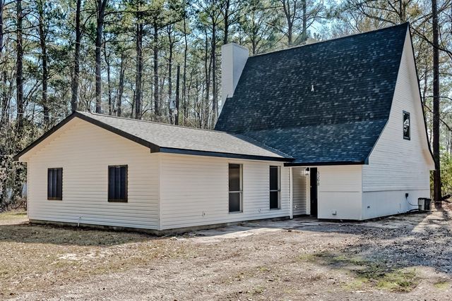 3298 Colonial Drive, Kountze, TX 77625