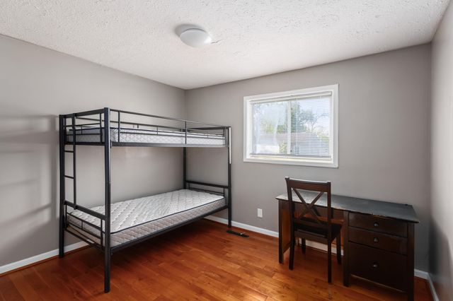 2958 E 11th Avenue, Columbus, OH 43219