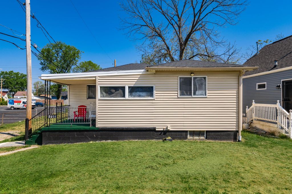2958 E 11th Avenue, Columbus, OH 43219