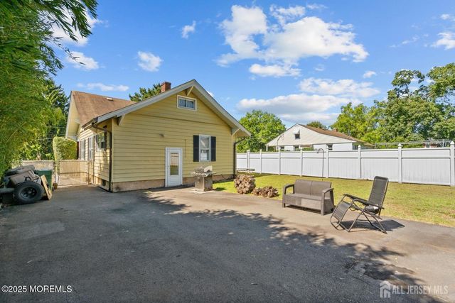 23 Reed Street, Edison, NJ 08817