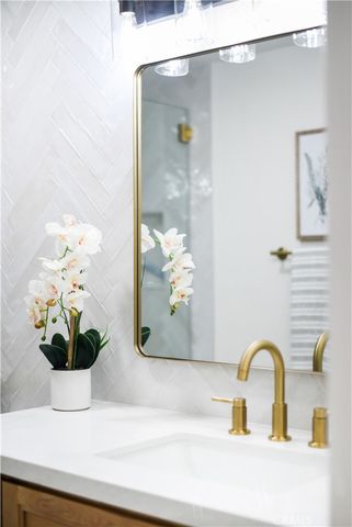 6815 Canterwood, La Verne, CA 91750