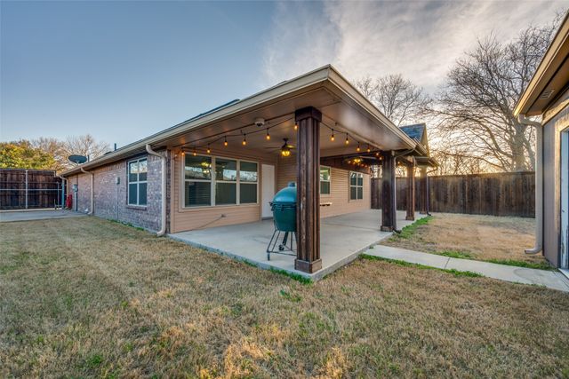5613 Marlene Drive, Watauga, TX 76148