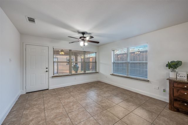 5613 Marlene Drive, Watauga, TX 76148