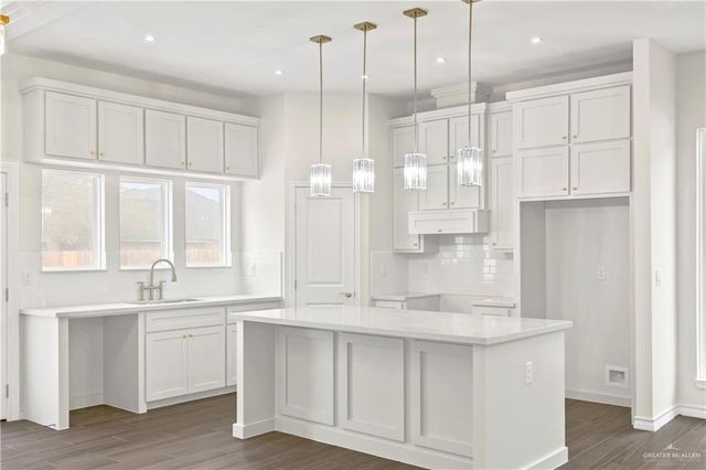 4312 Xenops, Mcallen, TX 78504