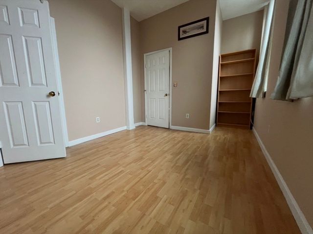 21 Linden St 203, Quincy, MA 02170