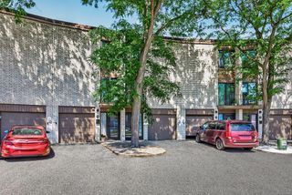 123 McKnight Road N J, Saint Paul, MN 55119