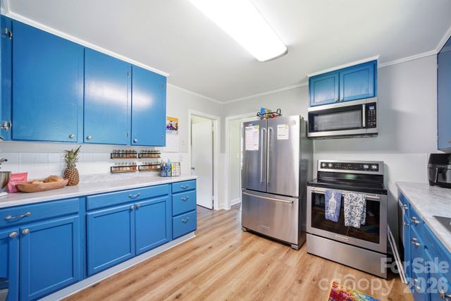 2732 E Long Avenue, Gastonia, NC 28054