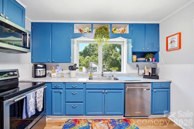 2732 E Long Avenue, Gastonia, NC 28054
