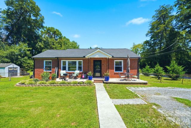 2732 E Long Avenue, Gastonia, NC 28054
