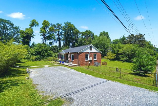 2732 E Long Avenue, Gastonia, NC 28054