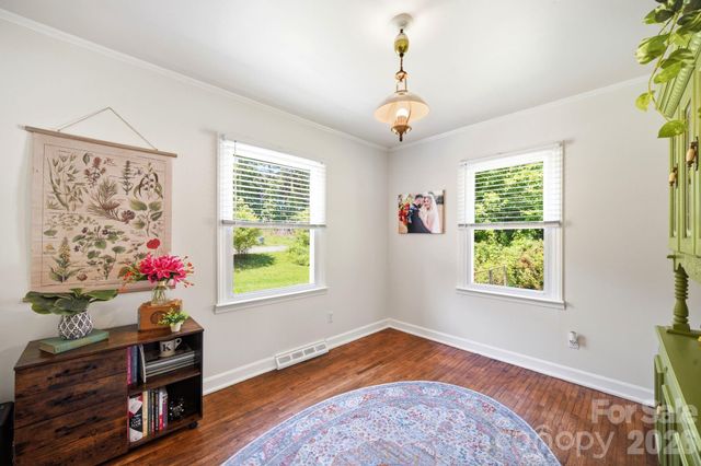 2732 E Long Avenue, Gastonia, NC 28054