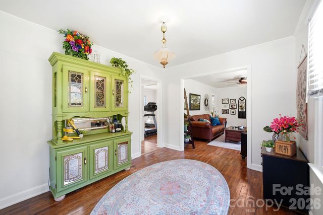 2732 E Long Avenue, Gastonia, NC 28054
