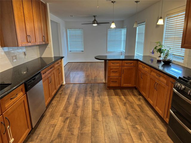 6944 Burgess Street, Houston, TX 77021