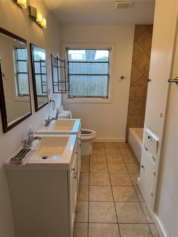 6944 Burgess Street, Houston, TX 77021