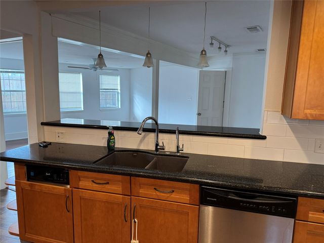6944 Burgess Street, Houston, TX 77021