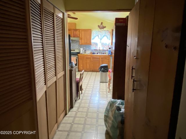 1906 Hamilton Drive, Craig, AK 99921