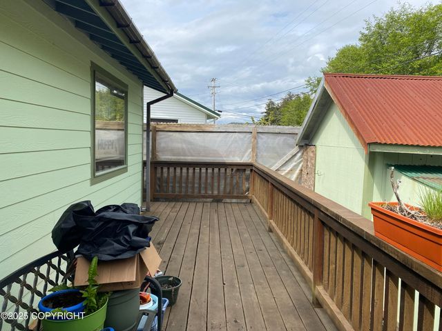 1906 Hamilton Drive, Craig, AK 99921